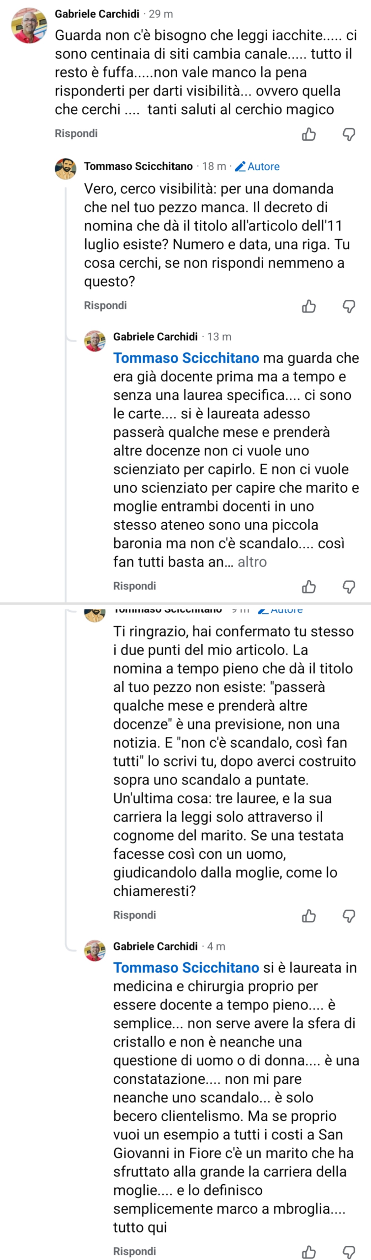 Screenshot dello scambio di commenti su Facebook tra Tommaso Scicchitano e Gabriele Carchidi, direttore di Iacchite, 11 luglio 2026